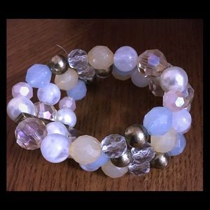 3 layer chunky beaded bracelet,never worn!